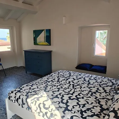 Deluxe La Terrazza Sul Mare *