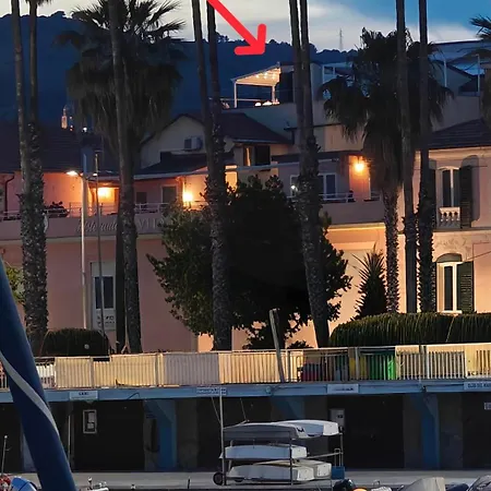 Deluxe La Terrazza Sul Mare